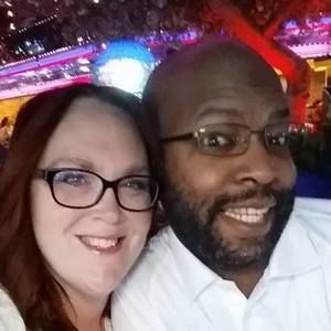 Meet your Posher, Elliott